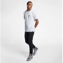 Футболка чоловіча Air Jordan M J Jumpman Air Embrd Tee AH5296-100_image_12