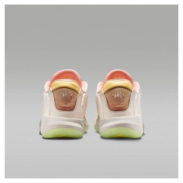 Кросівки  Air Jordan Luka 4 IO0202-100_image_3