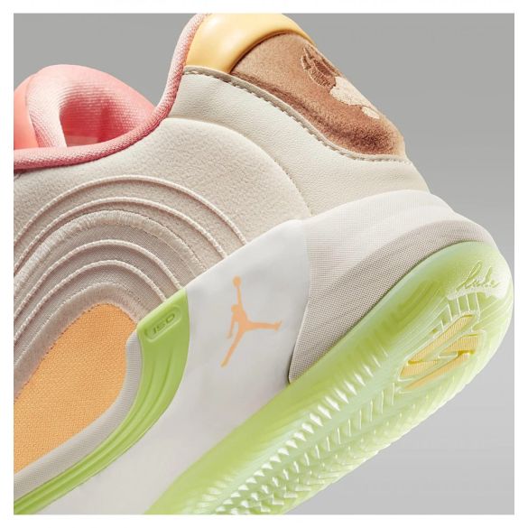 Кросівки  Air Jordan Luka 4 IO0202-100_image_5