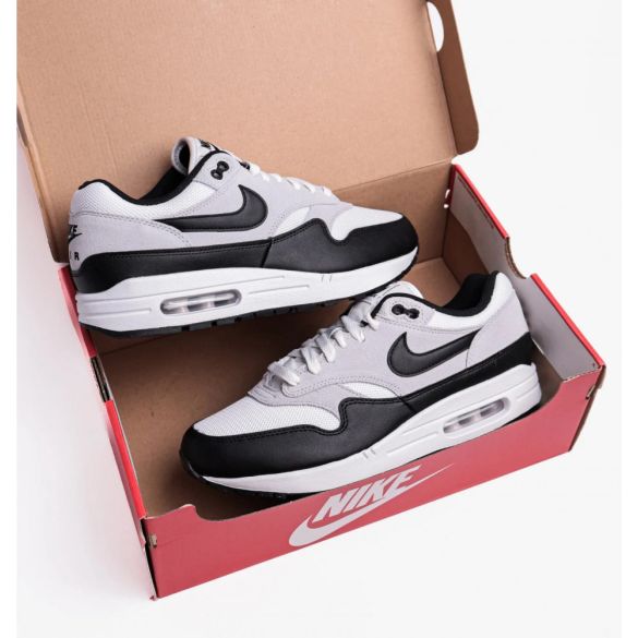 Кросівки чоловічі Nike Air Max 1 Essential FZ5808-102_image_2