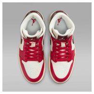 Женские кроссовки Nike Air Jordan 1 Mid Triple BQ6472-119