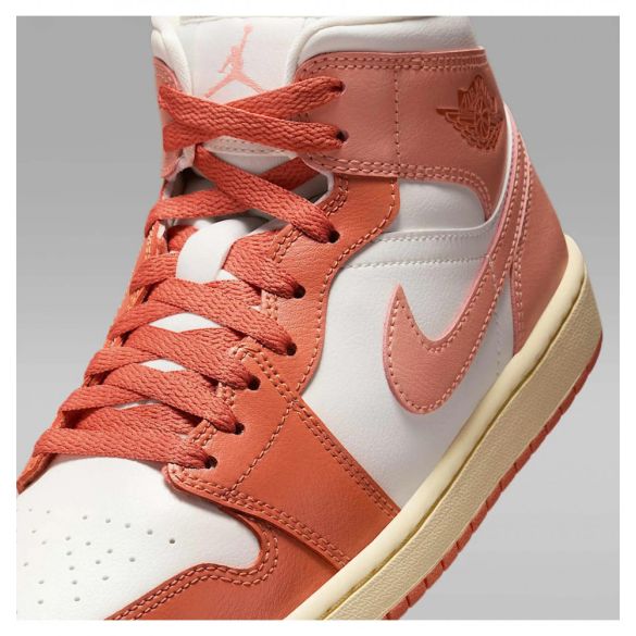 Жіночі кросівки Nike Air Jordan 1 Mid  BQ6472-180_image_5