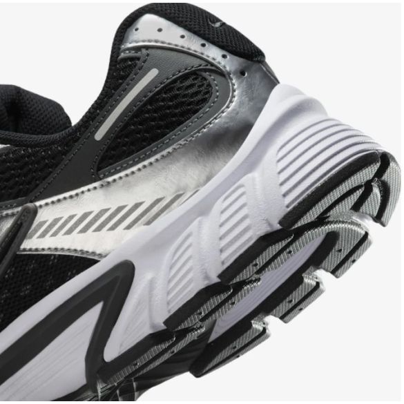Мужские кроссовки Nike V5 Rnr HJ5228-004_image_7