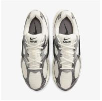 Чоловічі кросівки Nike V5 Rnr HJ5228-009_image_48