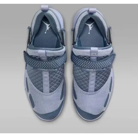 Женские кроссовки Wmns Jordan Trunner Lx Triple HQ2164-010_image_2