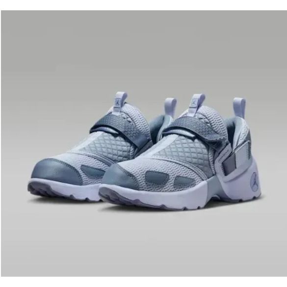 Женские кроссовки Wmns Jordan Trunner Lx Triple HQ2164-010_image_5