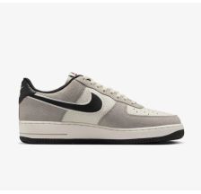 Чоловічі кросівки Nike Air Force 1 07 Lv8 IO2077-030