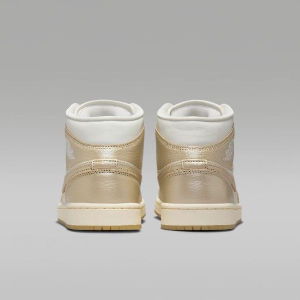 Кросівки жіночі Air Jordan 1 Mid Se HV5159-100_image_8