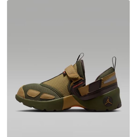 Жіночі кросівки Jordan Trunner LX IO4190-300_image_3
