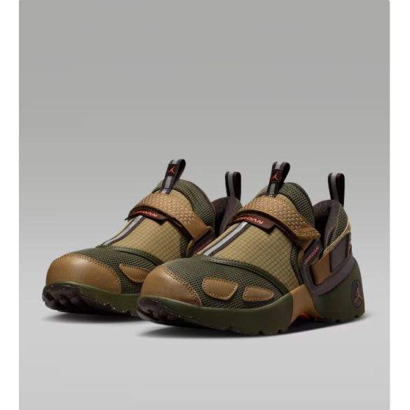 Жіночі кросівки Jordan Trunner LX IO4190-300_image_5