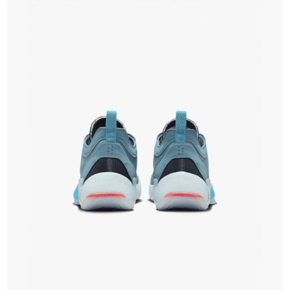 Кросівки чоловічі Air Jordan Luka 1 „Next Nature” DR9830-400_image_5