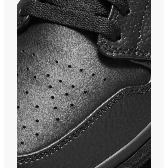 Кросівки чоловічі Air Jordan 1 Mid Triple 554724-091_image_8