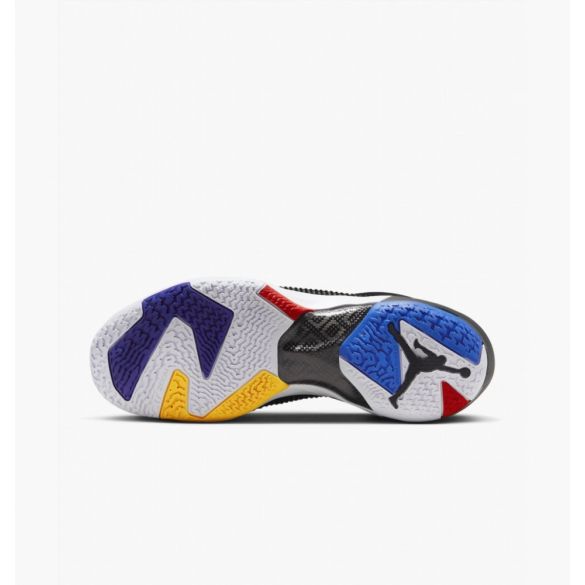Кроссовки унисекс Air Jordan Air Xxxvii Low DQ4122-061_image_9