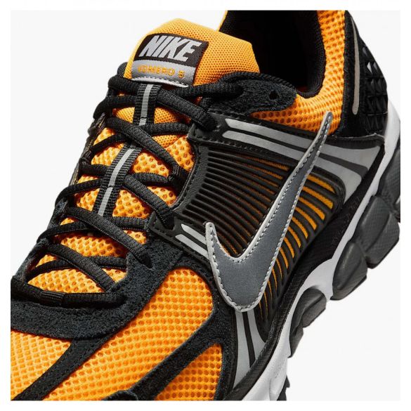 Кросівки чоловічі Nike Zoom Vomero 5 IF6211-700_image_5