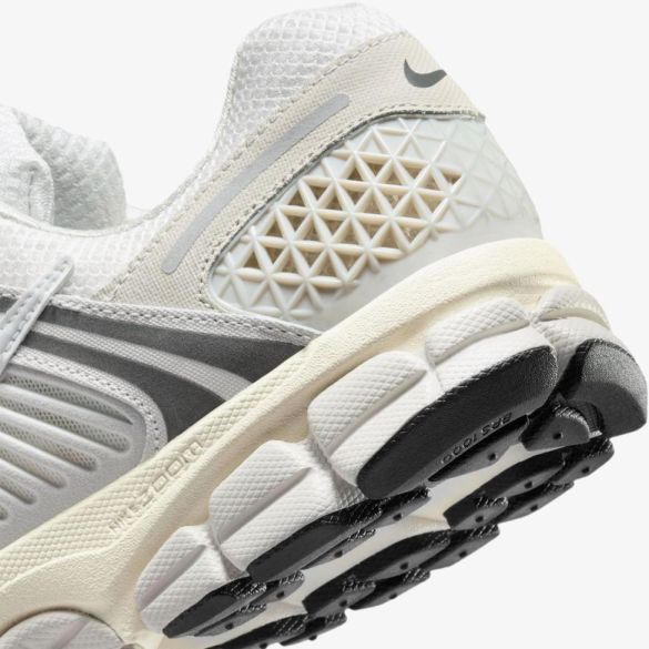 Мужские кроссовки NIKE ZOOM VOMERO 5_image_8