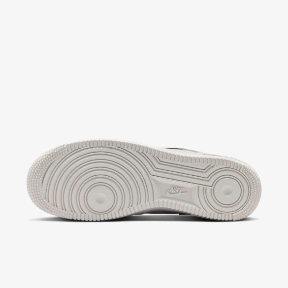 Жіночі кросівки NIKE WMNS AIR FORCE 1 '07_image_2