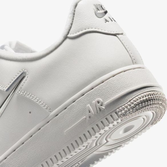 Жіночі кросівки NIKE WMNS AIR FORCE 1 '07_image_8