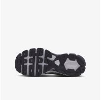 Дитячі кросівки NIKE AIR MAX MOTO 2K (GS)_image_74
