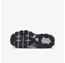 Детские кроссовки NIKE AIR MAX MOTO 2K (GS)