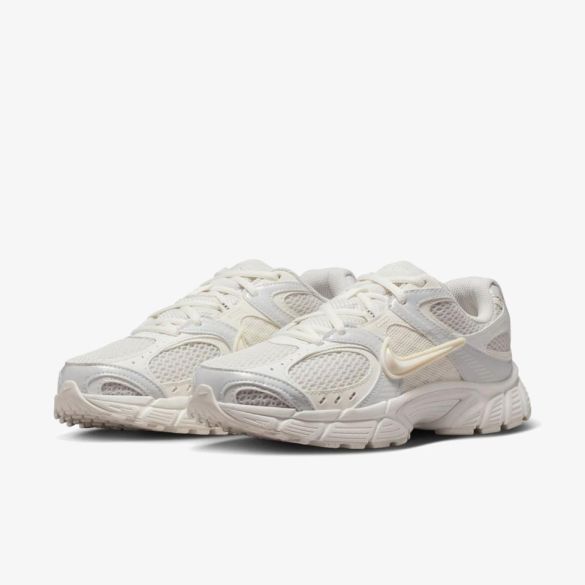 Жіночі кросівки NIKE W V5 RNR_image_5