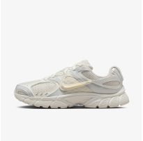 Жіночі кросівки NIKE W V5 RNR_image_26