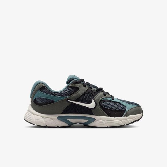 Детские кроссовки NIKE V5 RNR SUEDE (GS)_image_3