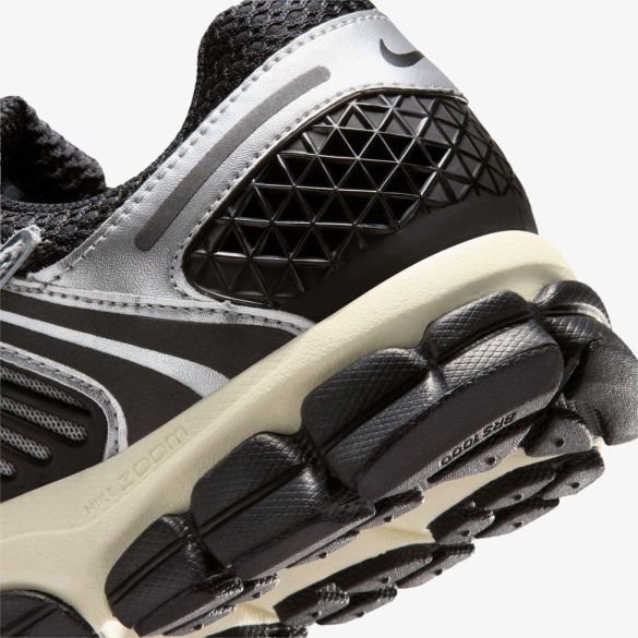 Мужские кроссовки NIKE ZOOM VOMERO 5_image_8