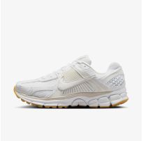 Жіночі кросівки NIKE W ZOOM VOMERO 5_image_62