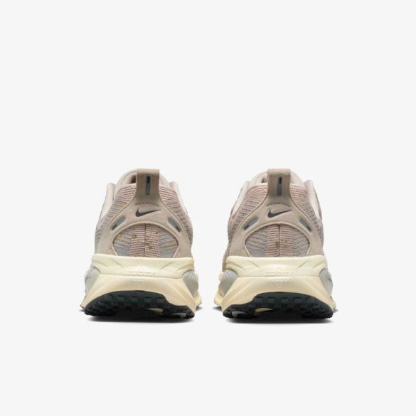 Жіночі кросівки NIKE W VOMERO 18 SE_image_5