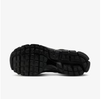 Жіночі кросівки NIKE W ZOOM VOMERO 5_image_40