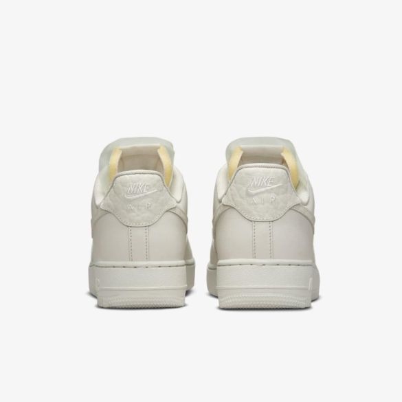 Жіночі кросівки NIKE WMNS AIR FORCE 1 LO PRM_image_6
