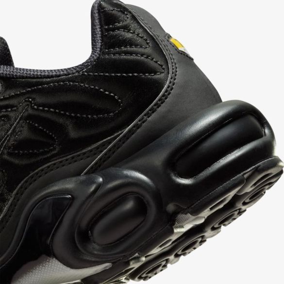 Жіночі кросівки NIKE AIR MAX PLUS_image_6