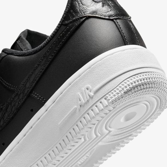 Жіночі кросівки NIKE AIR FORCE 1 07 SE_image_8