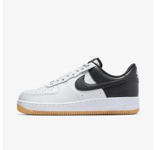 Чоловічі кросівки NIKE AIR FORCE 1 07 LV8