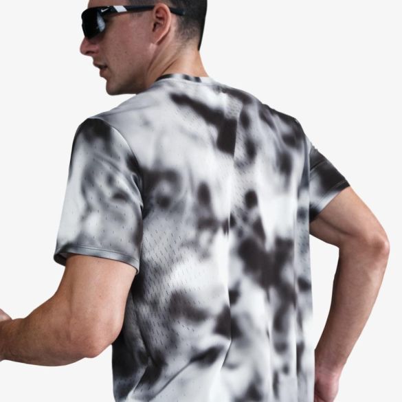 Чоловіча футболка NIKE M NK DFADV RD BREATHE SS TOP_image_2