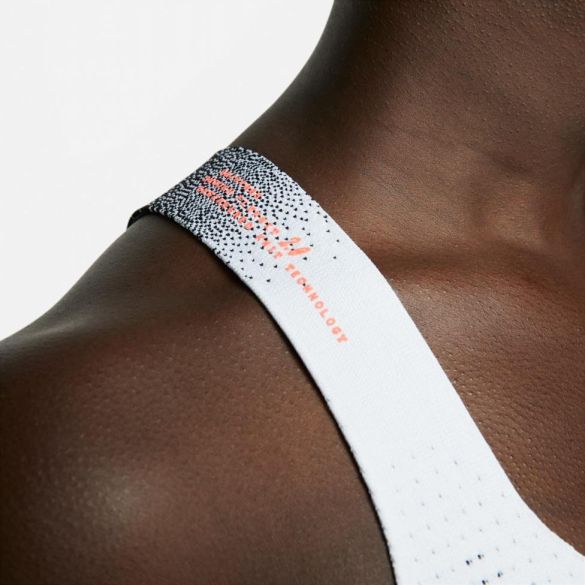 Жіночий топ NIKE W SWSH FLYKNIT BRA_image_4