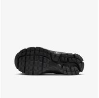 Детские кроссовки NIKE VOMERO 5 (GS)_image_31