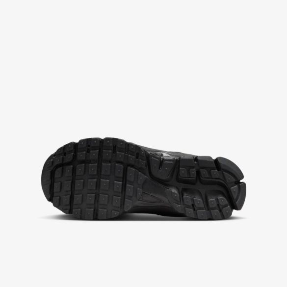 Дитячі кросівки NIKE VOMERO 5 (GS)_image_2