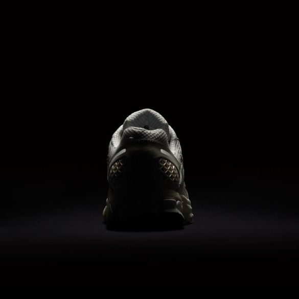 Мужские кроссовки для бега Nike Zoom Vomero 5 Sp_image_8