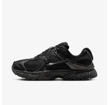 Жіночі кросівки NIKE W V5 RNR