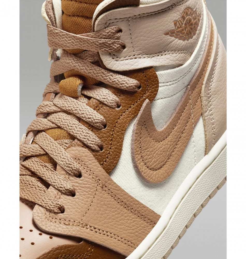 Кросівки жіночі Air Jordan Wmns 1 High Mm  FB9891-200_image_4