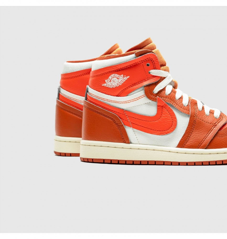 Кросівки жіночі Air Jordan Wmns 1 High Mm  FB9891-800_image_6