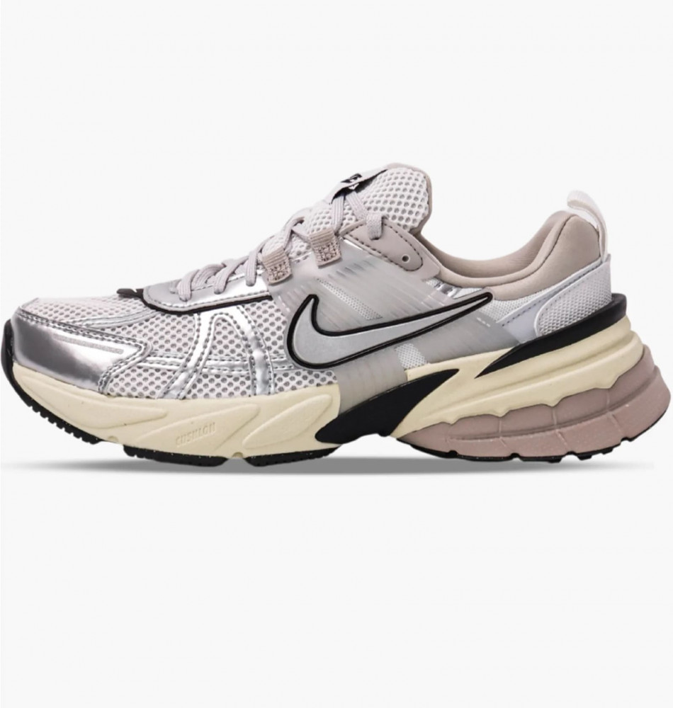 Чоловічі кросівки Nike V2K Run FD0736-001