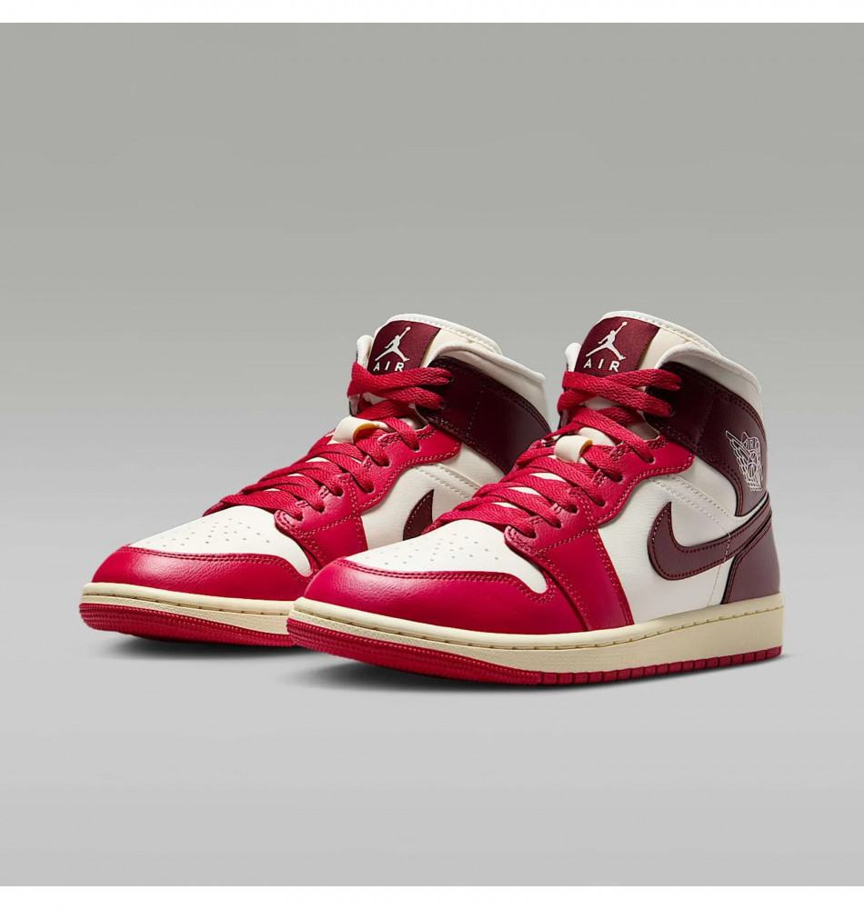 Жіночі кросівки Nike Air Jordan 1 Mid  BQ6472-119_image_4