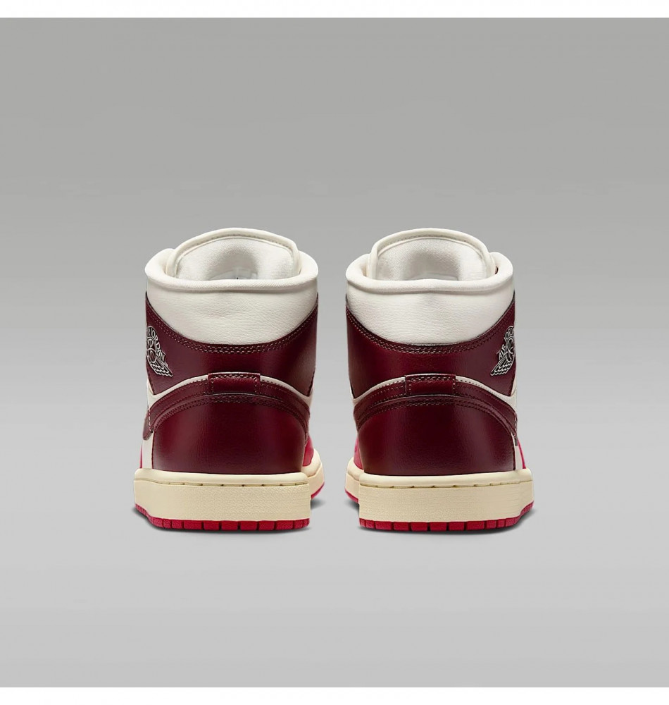 Жіночі кросівки Nike Air Jordan 1 Mid  BQ6472-119_image_7