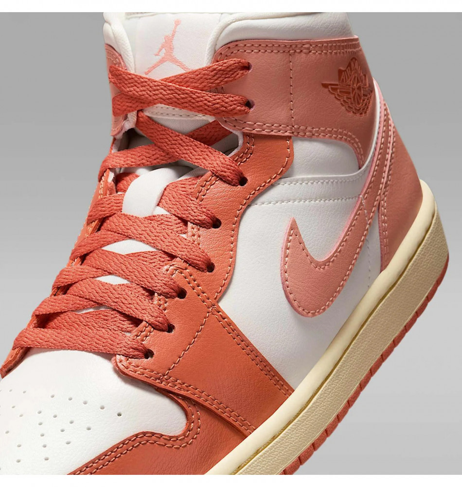 Жіночі кросівки Nike Air Jordan 1 Mid  BQ6472-180_image_5