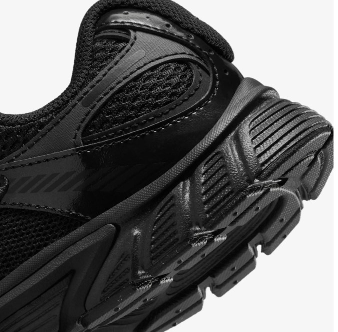 Детские кроссовки Nike V5 Rnr HQ6411-002_image_5
