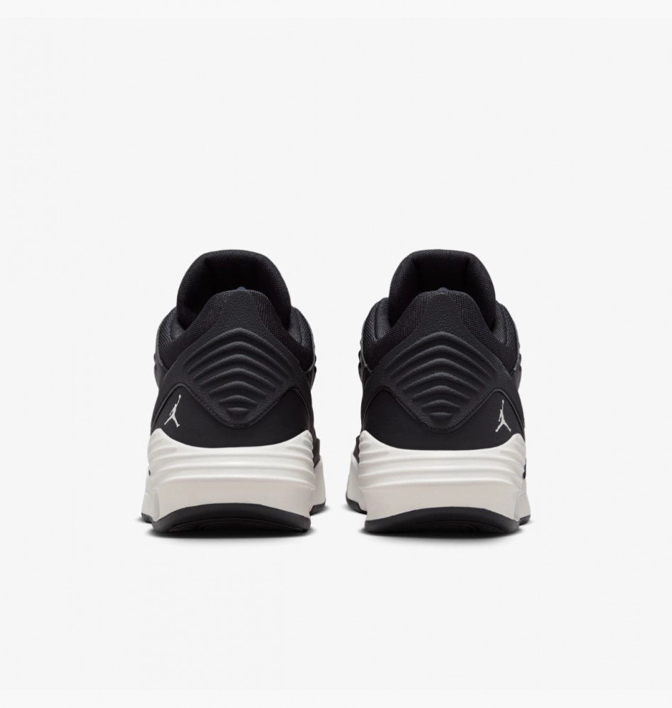 Кросівки чоловічі Air Jordan Max Aura 5 DZ4353-010_image_5