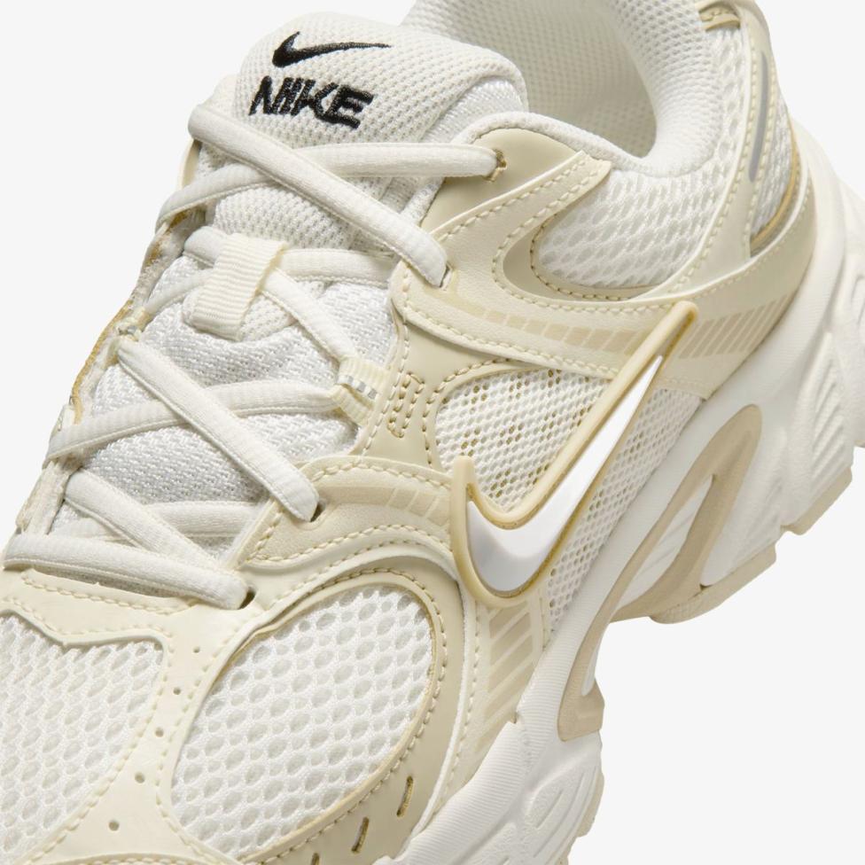 Жіночі кросівки NIKE W V5 RNR SE_image_7