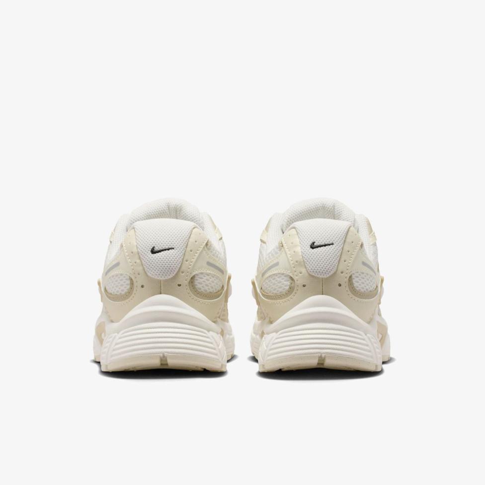 Жіночі кросівки NIKE W V5 RNR SE_image_6